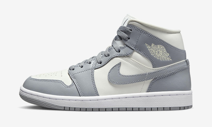 【国内 11/15 発売】ナイキ ウィメンズ エア ジョーダン 1 ミッド “グレー/セイル” (NIKE WMNS AIR JORDAN 1 MID “Grey/Sail”) [BQ6472-115]