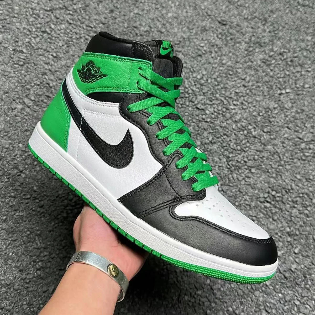 【国内 4/15 発売】ナイキ エア ジョーダン 1 レトロ ハイ OG “セルティックス” (NIKE AIR JORDAN 1 RETRO HIGH OG “Celtics”) [DZ5483-031/DZ5485-031/FD1437-031]