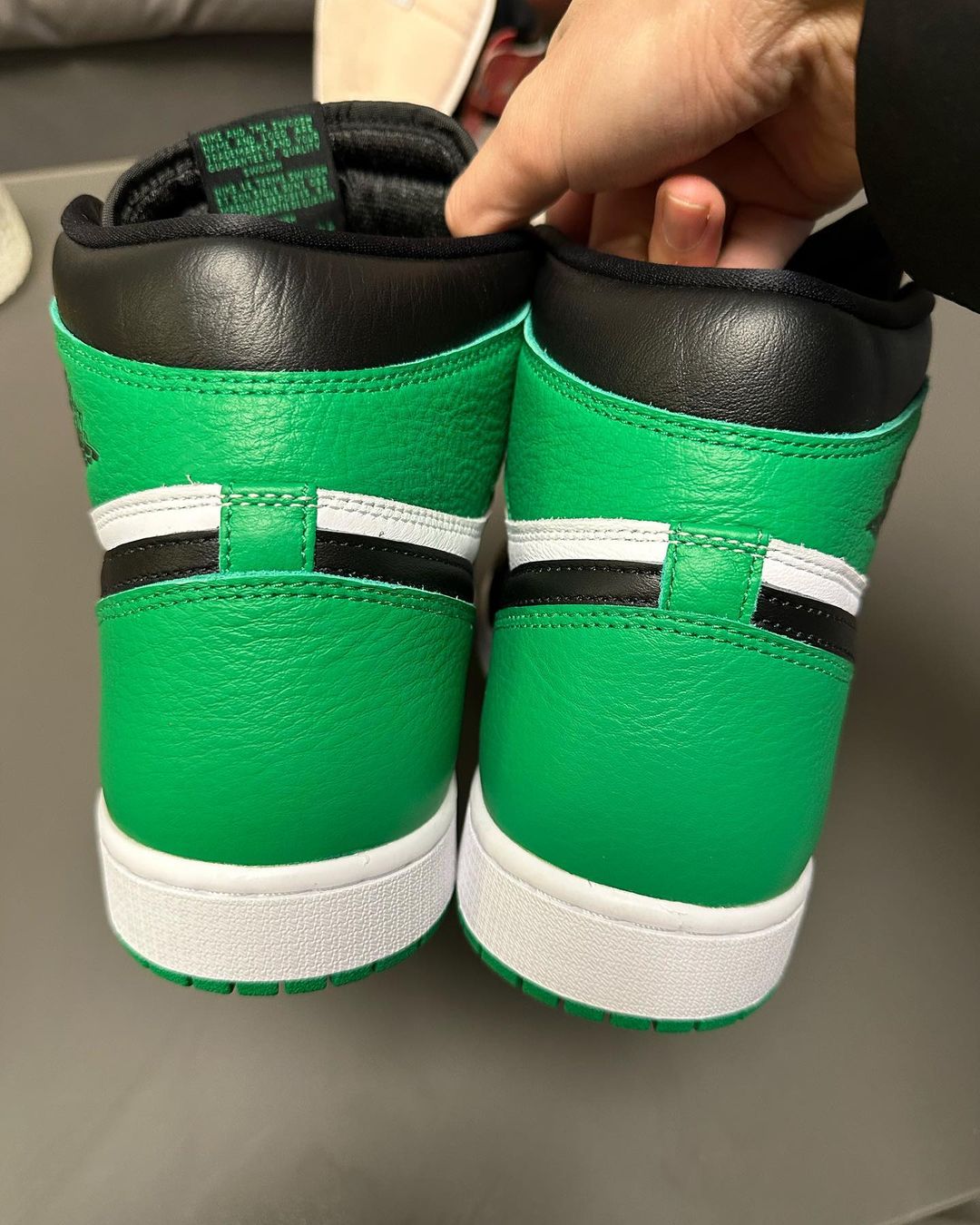 【国内 4/15 発売】ナイキ エア ジョーダン 1 レトロ ハイ OG “セルティックス” (NIKE AIR JORDAN 1 RETRO HIGH OG “Celtics”) [DZ5483-031/DZ5485-031/FD1437-031]