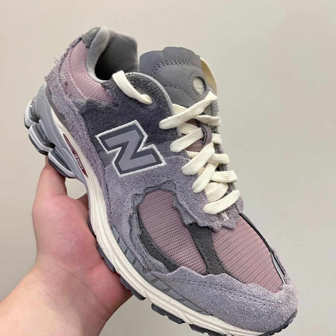 【国内 1/2 発売】New Balance M2002 RDY “PROTECTION PACK/Grey/Pink” (ニューバランス “プロテクションパック/グレー/ピンク”)