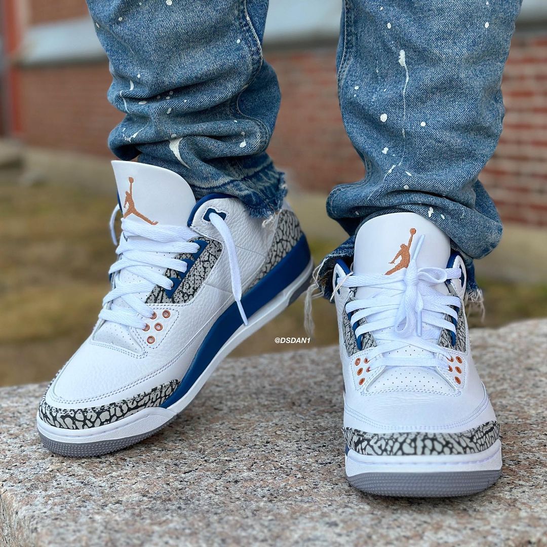 NIKE Air Jordan 3 Retro CT8532-148