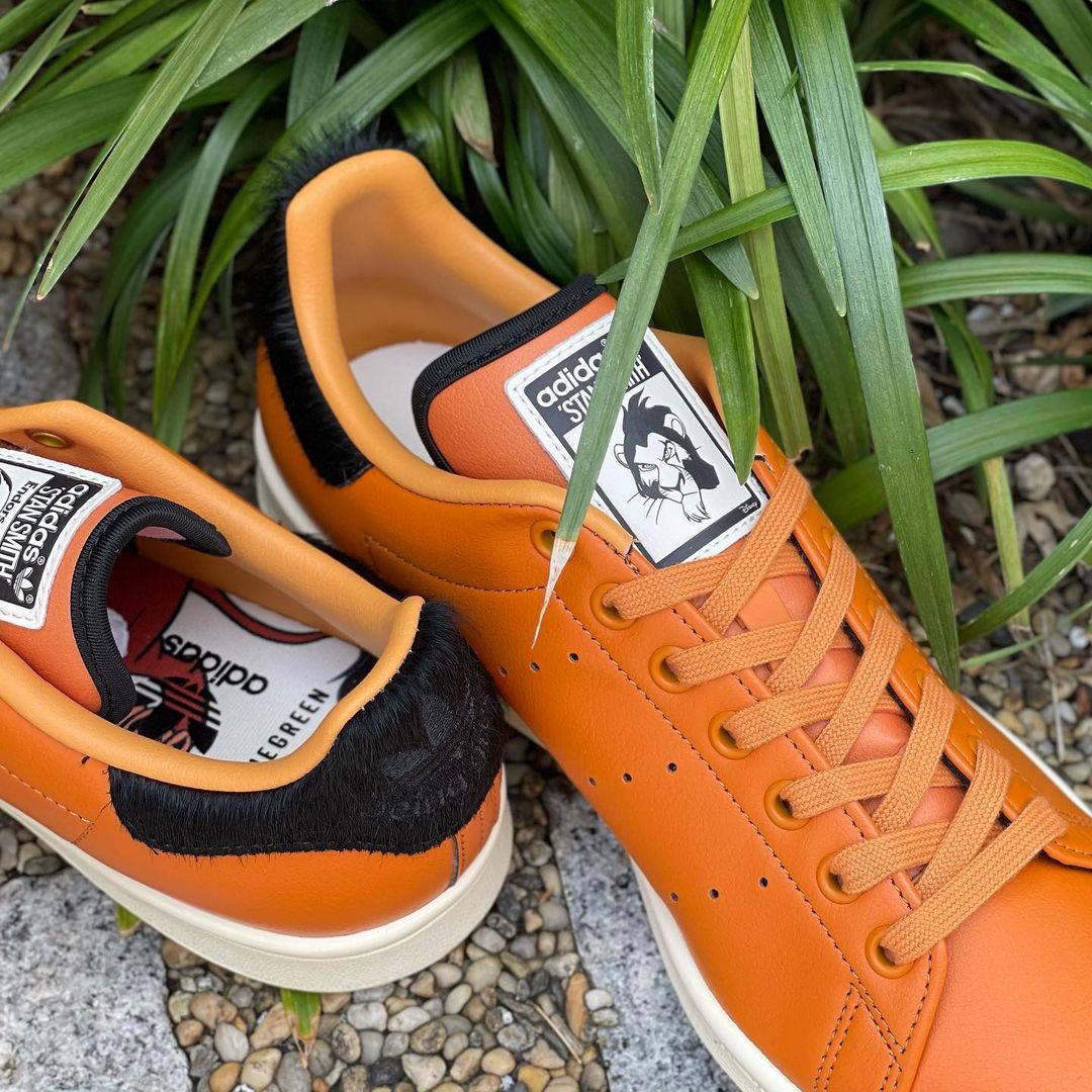 【国内 9/18 発売】ディズニー ライオンキング × アディダス オリジナルス スタンスミス “ブラウン” (Disney The Lion King adidas Originals STAN SMITH “Brown”) [HP5593]