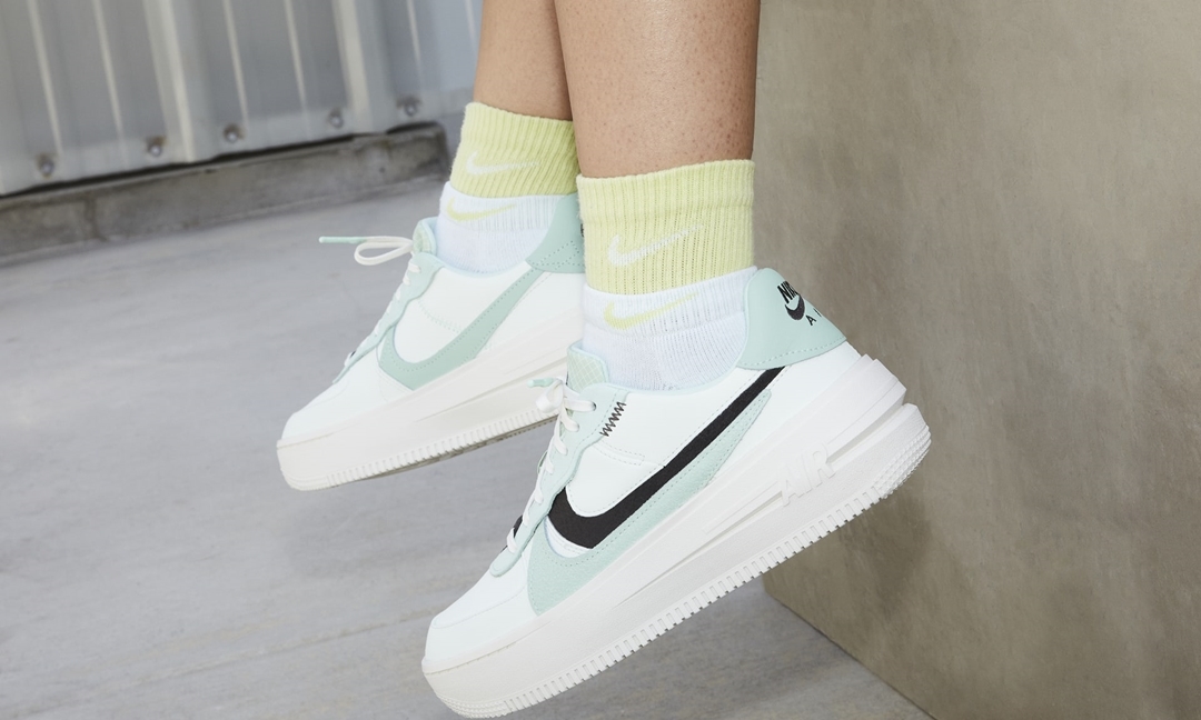 海外発売！ナイキ エア フォース 1 ロー プラットフォーム “ベアリーグリーン/ベルベットブラウン” (NIKE AIR FORCE 1 LOW PLATFORM/PLT.AF.ORM “Barely Green/Velvet Brown”) [DX3730-300]