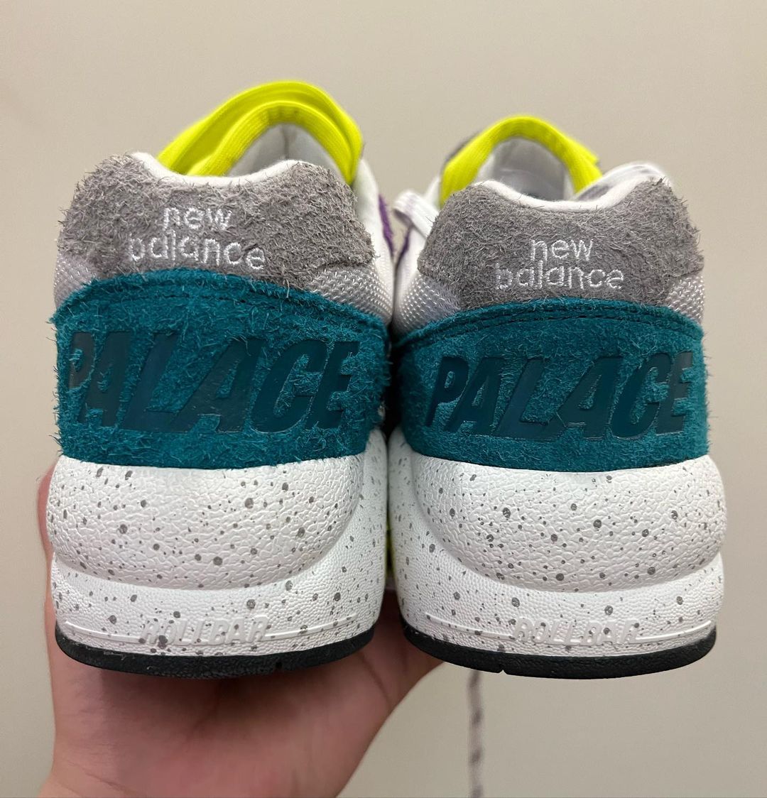 国内 9/24 発売】Palace Skateboards x New Balance 580 (パレス ...