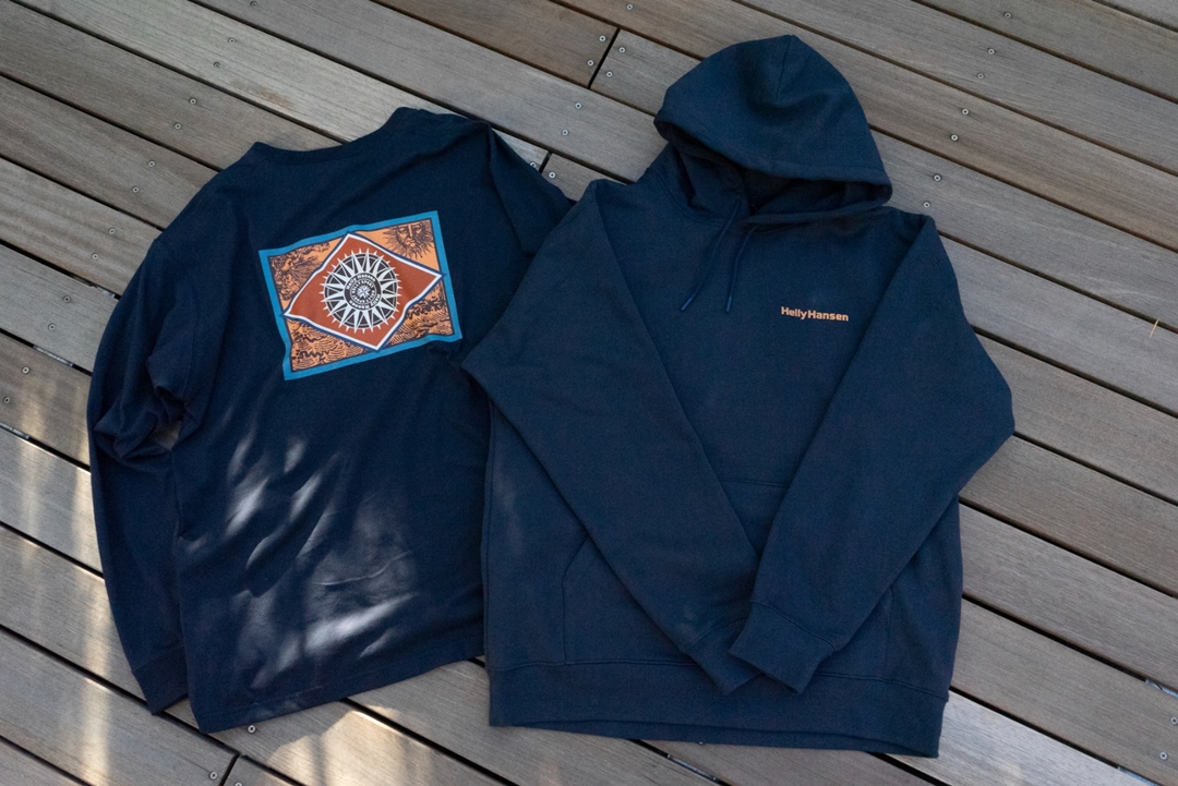 ヘリーハンセンから、1990年代の航海をモチーフにした “Classic Emblem Parka＆Tee”が、9月中旬よりHH単独店にて数量限定で発売 (HELLY HANSEN)