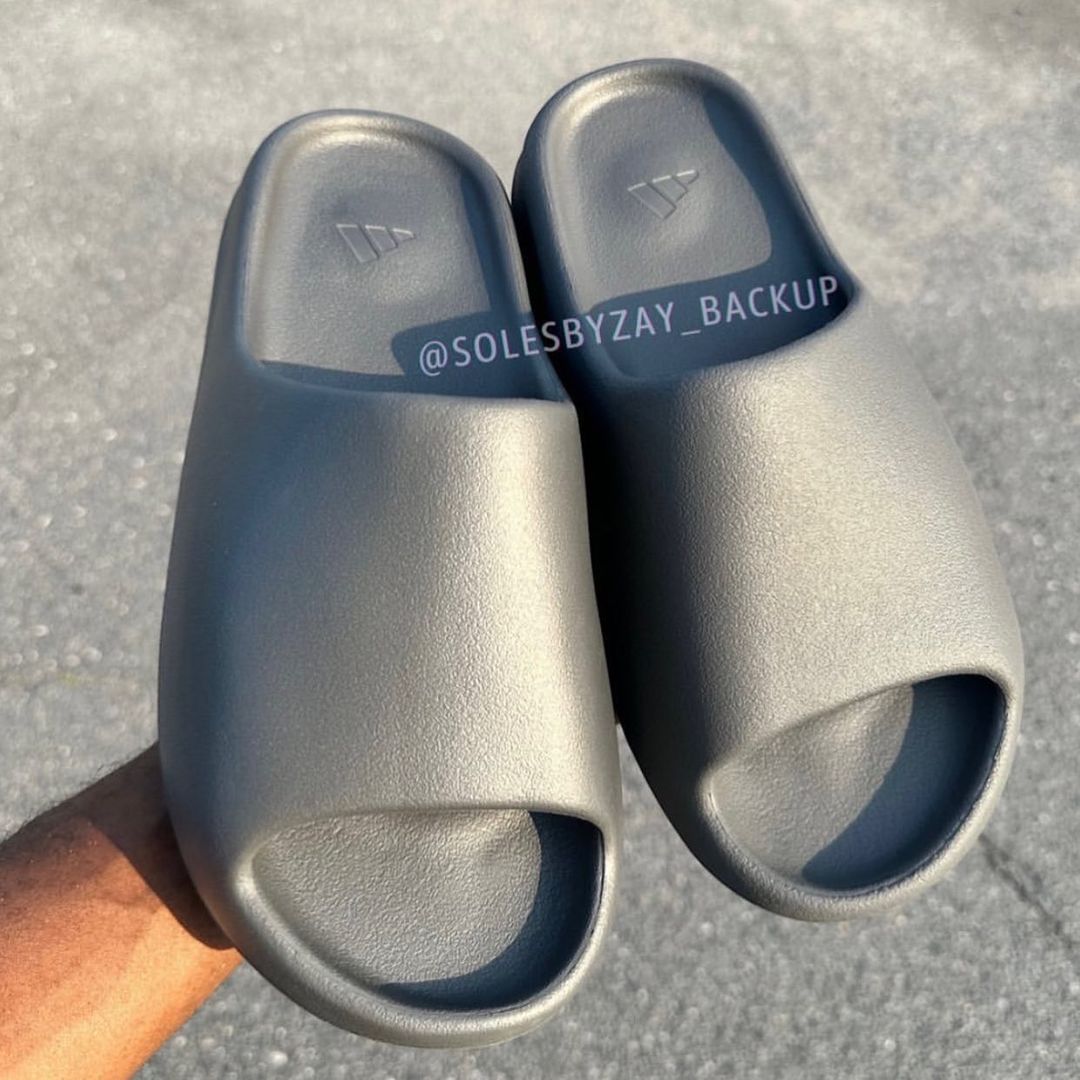 海外 2022年 発売予定！adidas Originals YEEZY SLIDE “Smoke Grey” (アディダス オリジナルス イージー スライド “スモークグレー”)