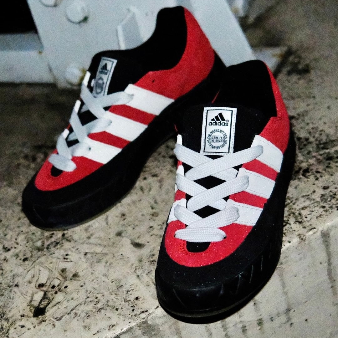 【国内 9/30 発売】adidas Originals ADIMATIC “Red/Black” (アディダス オリジナルス アディマティック “レッド/ブラック”) [GY2093]