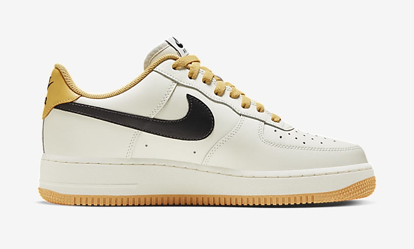 海外発売！ナイキ エア フォース 1 07 ロー “セイル/ブラック” (NIKE AIR FORCE 1 07 LOW “Sail/Black”) [FD9063-101]