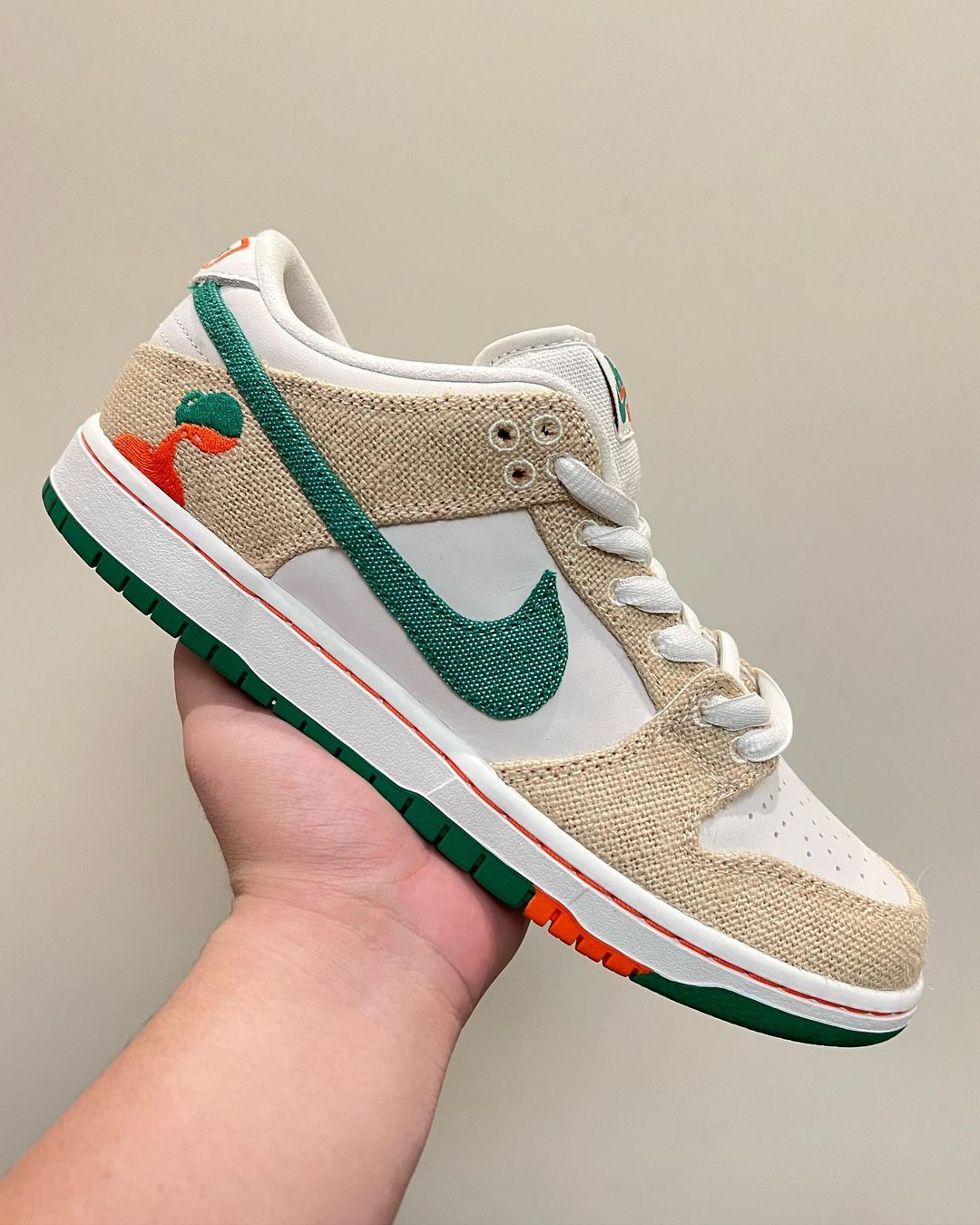 【国内 5/7 発売】Jarritos x NIKE SB DUNK LOW (ジャリトス ハリトス ナイキ SB ダンク ロー) [FD0860-001]