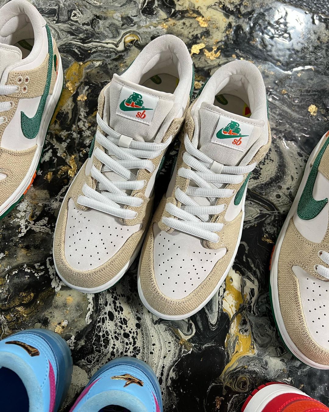 【国内 5/7 発売】Jarritos x NIKE SB DUNK LOW (ジャリトス ハリトス ナイキ SB ダンク ロー) [FD0860-001]