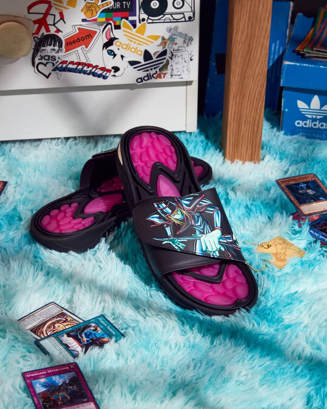 【国内 10/11 発売】遊☆戯☆王 x adidas Originlas Collection (Yu-Gi-Oh! 遊戯王 アディダス オリジナルス) [H06423/H06426/HQ4274/HQ4276]