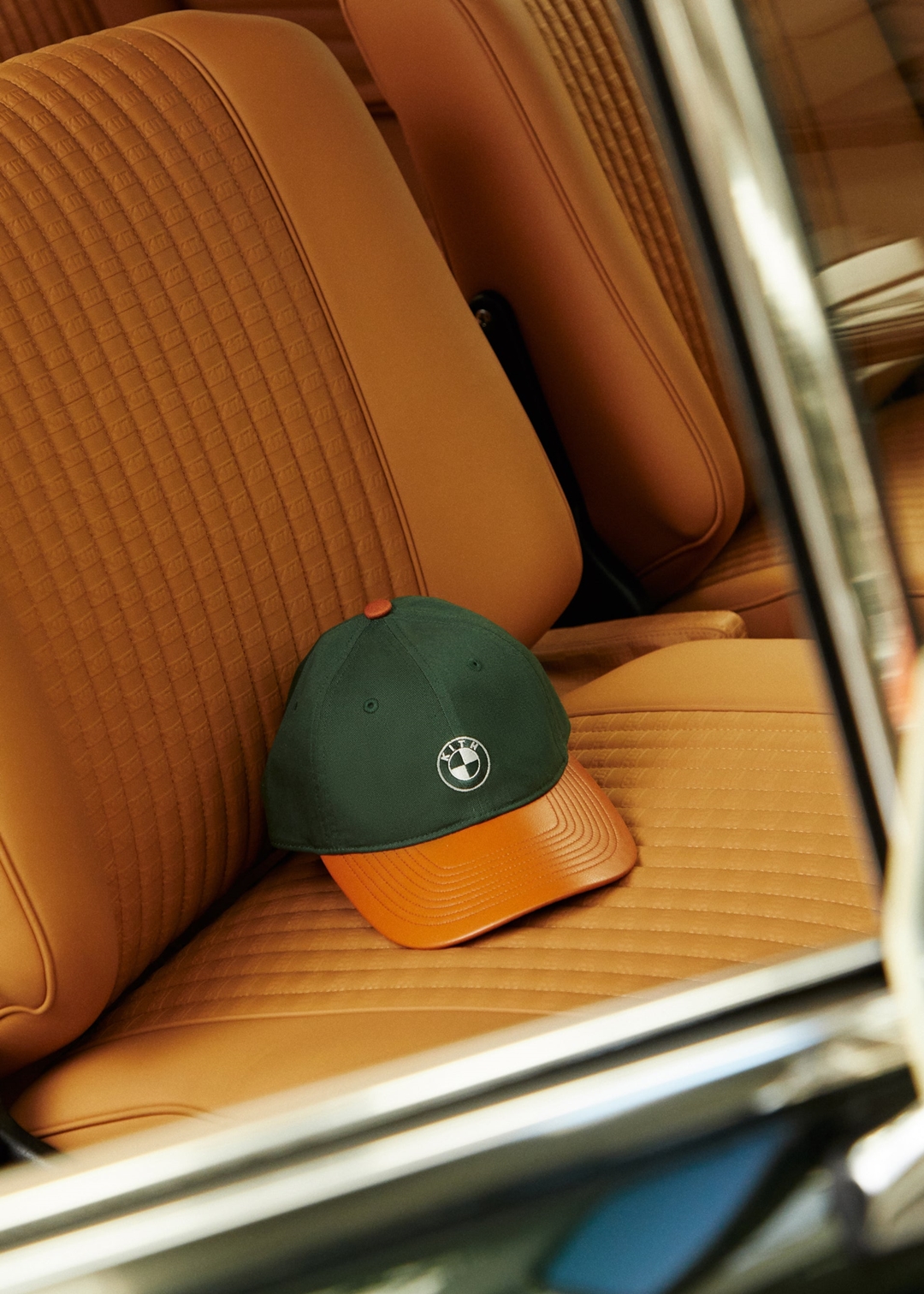 【 9/30 先行、海外 10/7 発売】KITH for BMW 2022 (キス ビーエムダブリュー)