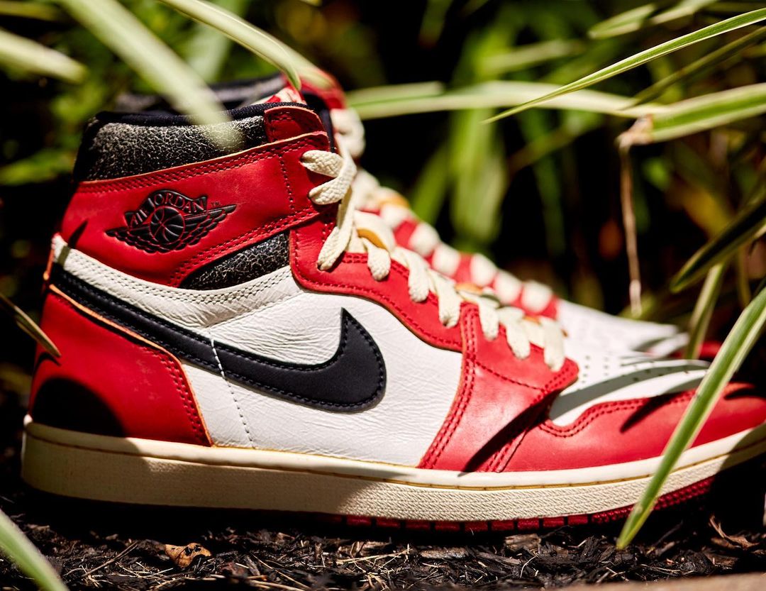 ナイキ AIR JORDAN 1 HIGH OG CHICAGO LOST & FOUND DZ5485-612 エア ...