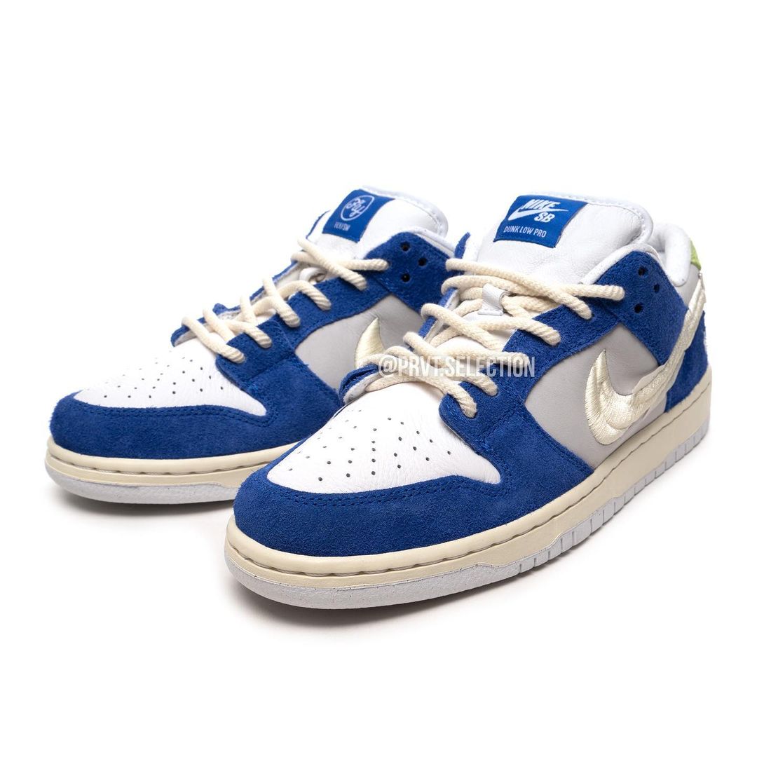 【国内 5/16 発売】フライストリートウェア × ナイキ SB ダンク ロー (Fly Streetwear NIKE SB DUNK LOW) [DQ5130-400]