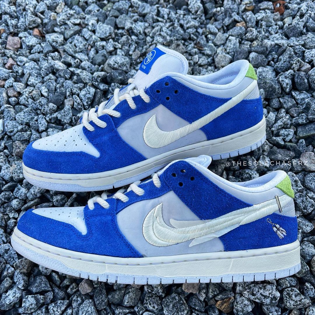 【国内 5/16 発売】フライストリートウェア × ナイキ SB ダンク ロー (Fly Streetwear NIKE SB DUNK LOW) [DQ5130-400]