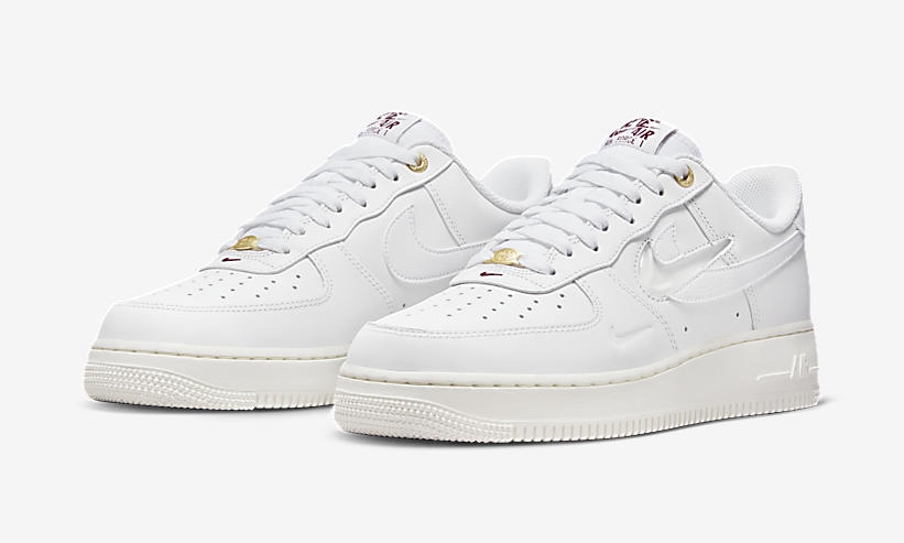 【国内 10/13 発売】ナイキ エア フォース 1 07 ロー プレミアム "ホワイト/セイル" (NIKE AIR FORCE 1 07 LOW PREMIUM "White/Sail") [DQ7664-100]