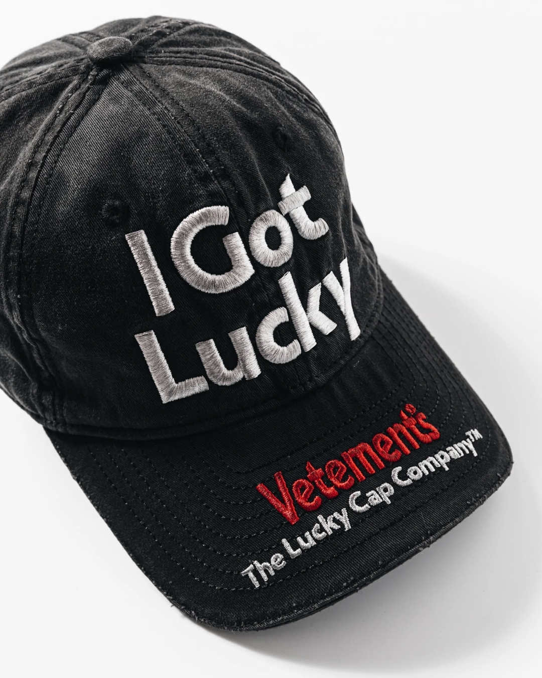 VETEMENTS 2022 F/W “I GOT LUCKY CAP – WORLD EXCLUSIVE”が10/9 発売 (ヴェトモン 2022年 秋冬)