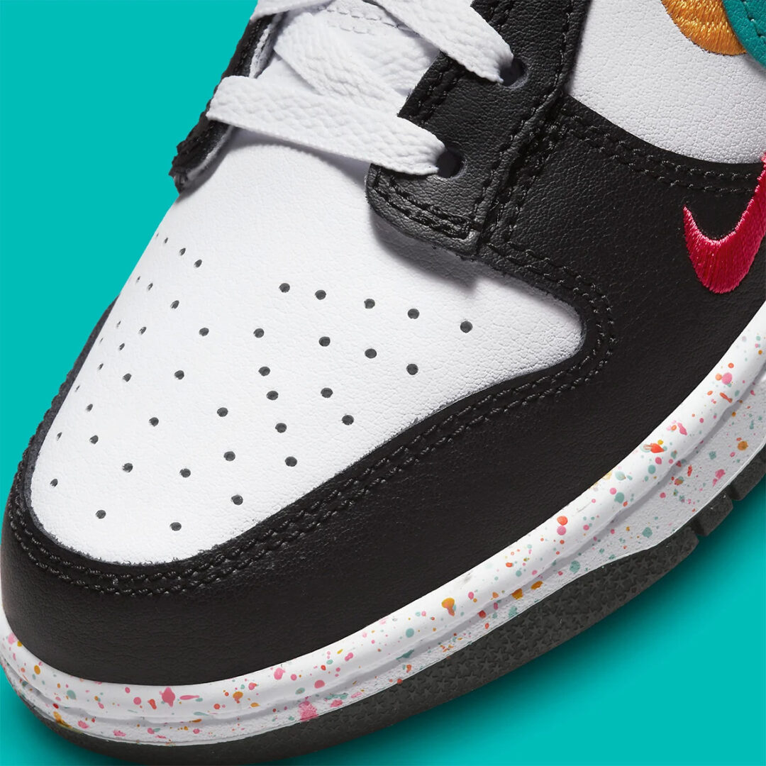 海外 1/18 発売予定！ナイキ ダンク ロー “マルチカラー スウッシュ/ホワイト/ブラック” (NIKE DUNK LOW “Multi-Color Swoosh/White/Black”) [FD4623-131]