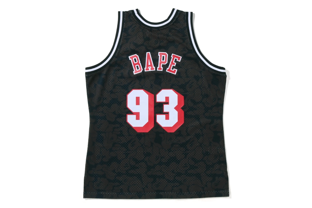 10/22 発売！A BATHING APE × MITCHELL & NESS / NBA 2022 (ア ベイシング エイプ ミッチェルアンドネス)