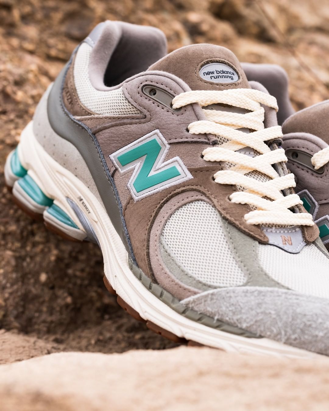 【国内 10/29 発売】atmos × New Balance M2002 RAM “OASIS” (アトモス ニューバランス)