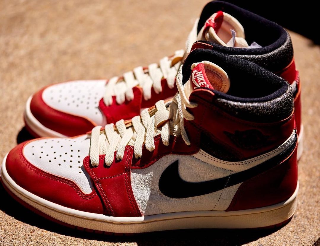 AIR JORDAN 1 HIGH OG "LOST ＆ さFOUND