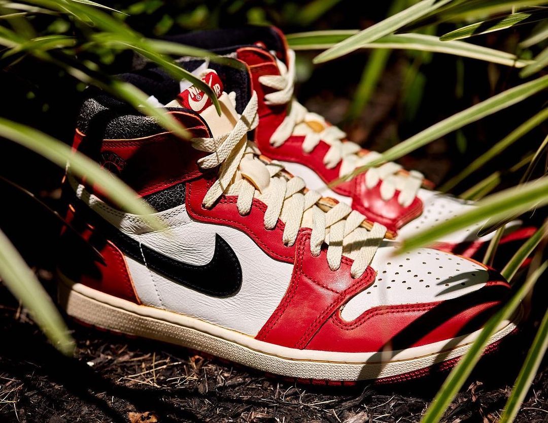 Nike Air Jordan 1 High OG "Lost & Found/