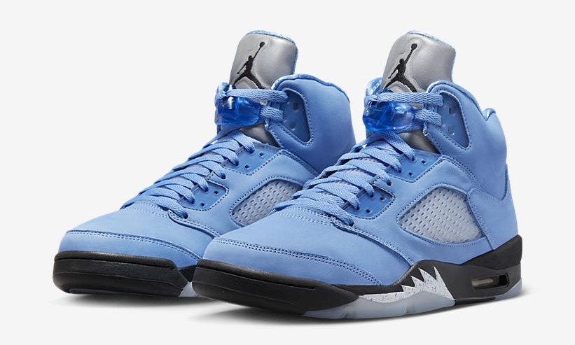 【国内 3/4 発売】ナイキ エア ジョーダン 5 レトロ “UNC/ユニバーシティブルー” (NIKE AIR JORDAN 5 RETRO “UNC/University Blue”) [DV1310-401]