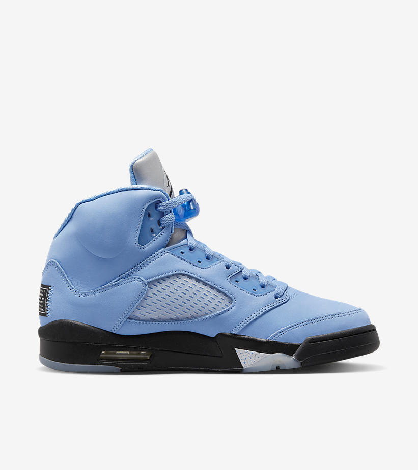 【国内 3/4 発売】ナイキ エア ジョーダン 5 レトロ “UNC/ユニバーシティブルー” (NIKE AIR JORDAN 5 RETRO “UNC/University Blue”) [DV1310-401]