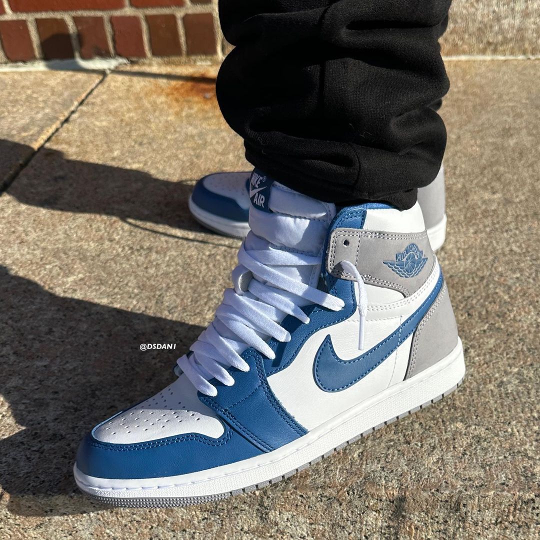 【国内 1/14 発売】ナイキ エア ジョーダン 1 ハイ OG “トゥルーブルー” (NIKE AIR JORDAN 1 HIGH OG “True Blue”) [DZ5485-410]