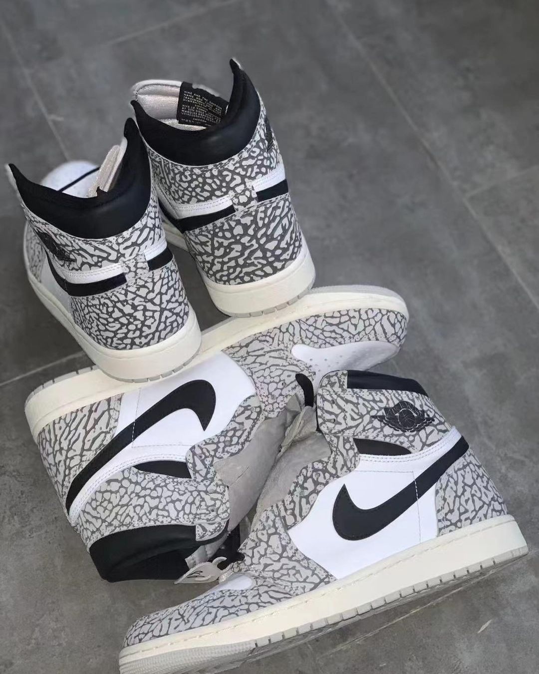 【国内 3/1 発売】ナイキ エア ジョーダン 1 ハイ OG “エレファント/ホワイト/ブラック” (NIKE AIR JORDAN 1 HIGH OG “Elephant/White/Black”) [DZ5485-052]