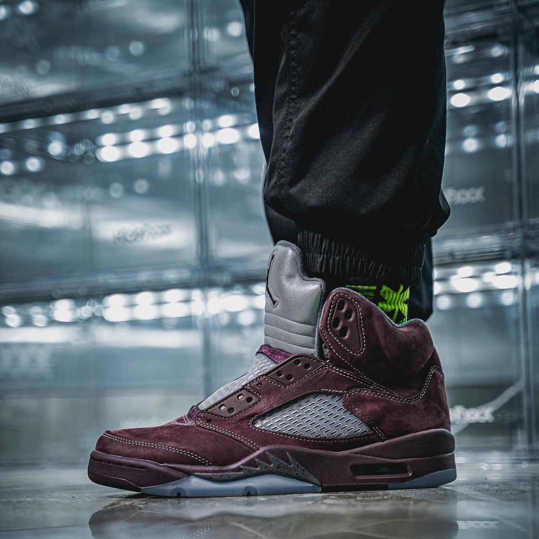 【国内 8/19 発売予定】ナイキ エア ジョーダン 5 SE “バーガンディ” (NIKE AIR JORDAN 5 SE “Burgundy”) [DZ4131-600]