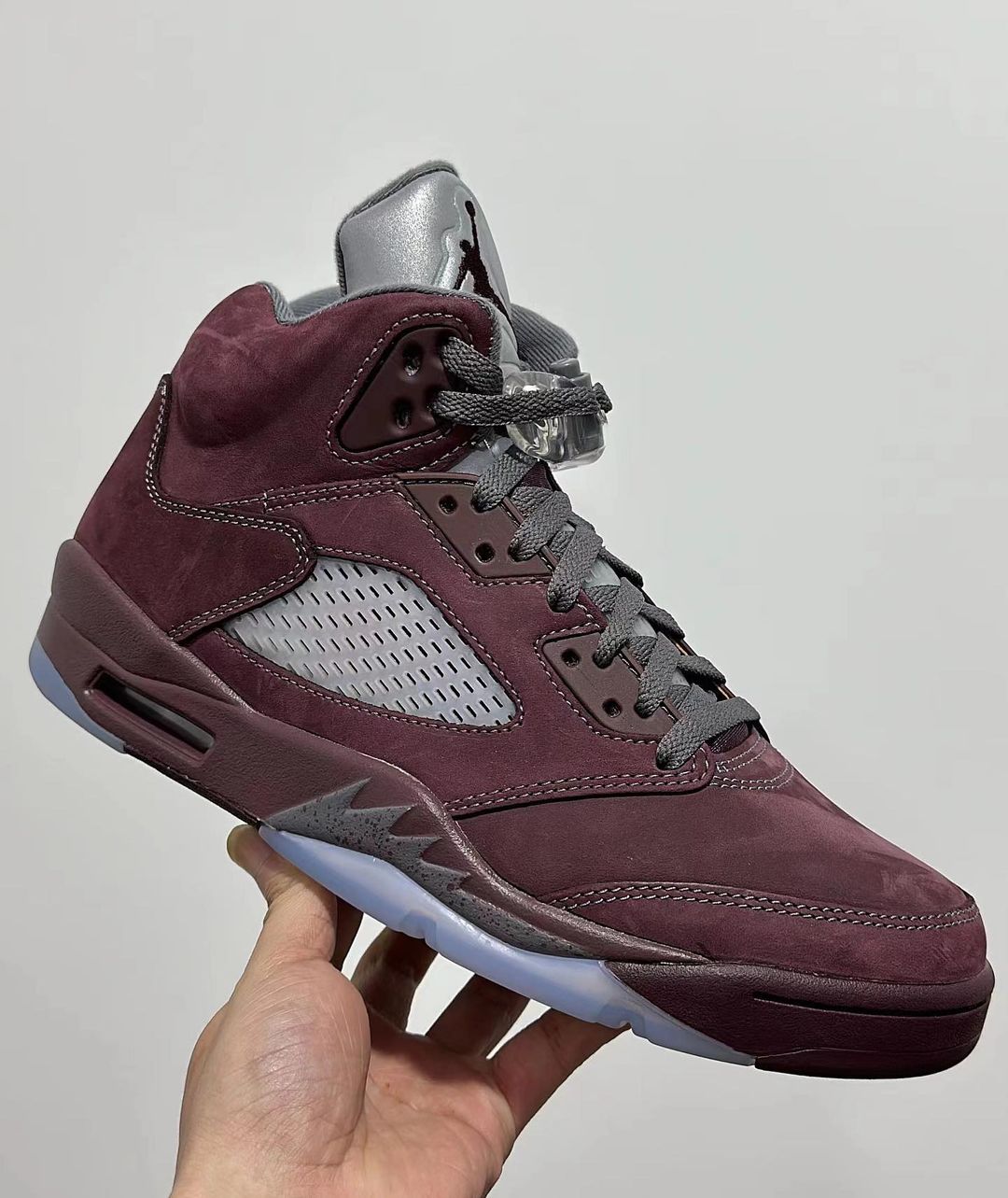 【国内 8/19 発売予定】ナイキ エア ジョーダン 5 SE “バーガンディ” (NIKE AIR JORDAN 5 SE “Burgundy”) [DZ4131-600]