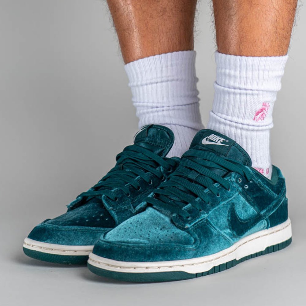 【国内 12/14 発売】ナイキ ダンク ロー “グリーンベルベット” (NIKE DUNK LOW “Green Velvet”) [DZ5224-300]