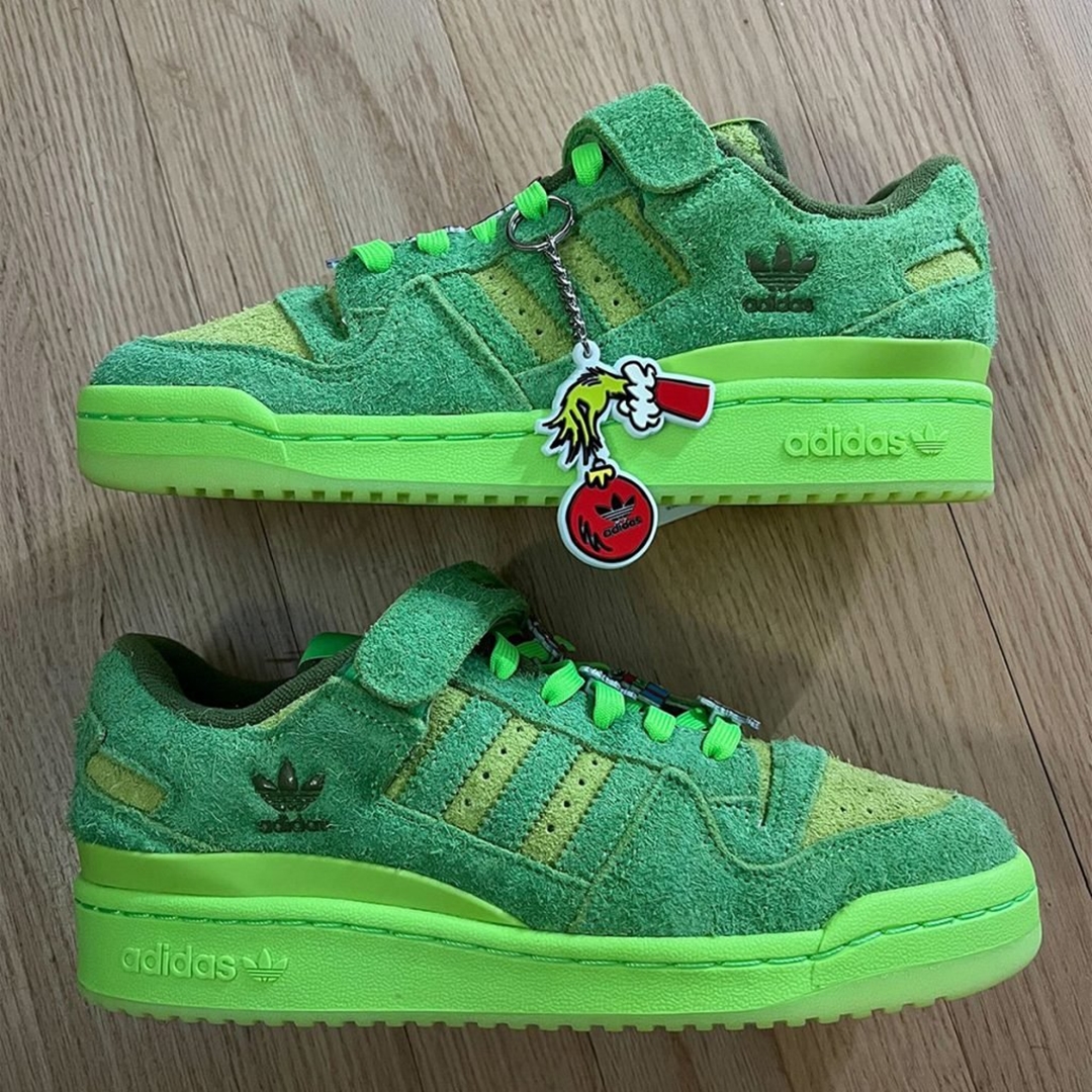 【国内 12/1 発売】The Grinch x adidas Originals FORUM LOW (グリンチ アディダス オリジナルス フォーラム ロー) [HP6772]