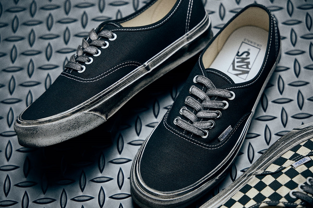 VANS VAULT Authentic L stressed black