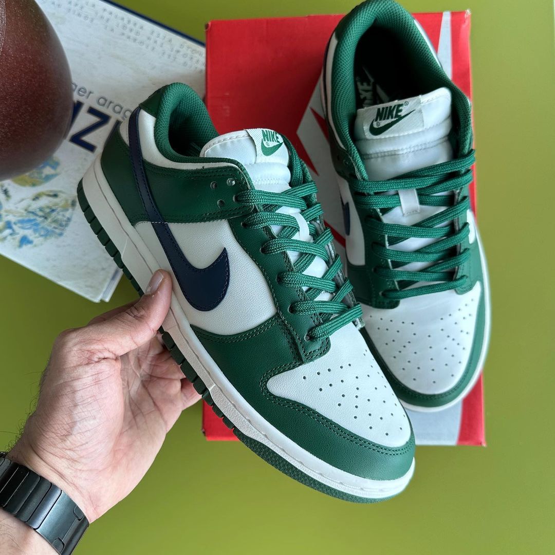 【国内 4/20 発売】ナイキ ウィメンズ ダンク ロー レトロ “ゴージグリーン/ミッドナイトネイビー” (NIKE WMNS DUNK LOW RETRO “Gorge Green/Midnight Navy”) [DD1503-300]