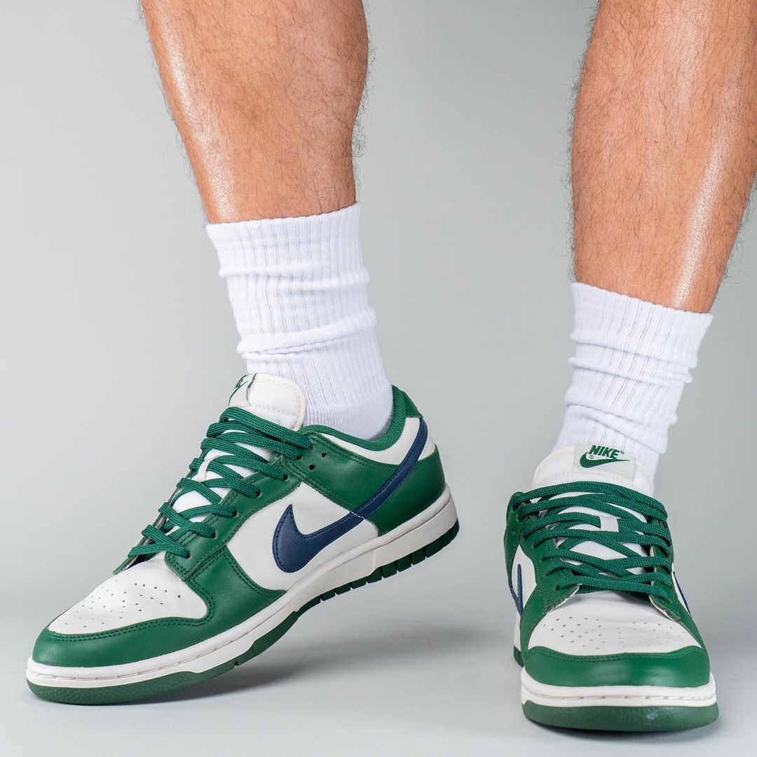 【国内 4/20 発売】ナイキ ウィメンズ ダンク ロー レトロ “ゴージグリーン/ミッドナイトネイビー” (NIKE WMNS DUNK LOW RETRO “Gorge Green/Midnight Navy”) [DD1503-300]