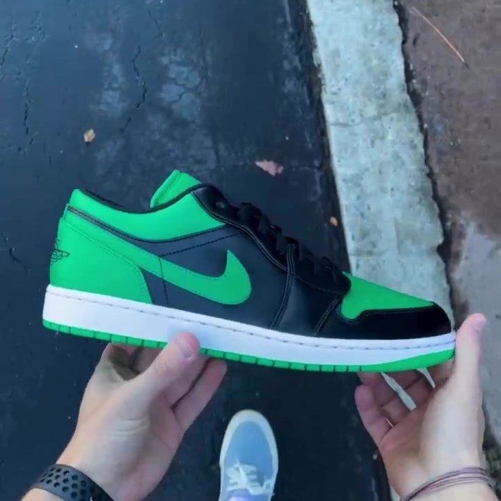 【国内 4/15 発売】ナイキ エア ジョーダン 1 ロー “パイングリーン/ブラック” (NIKE AIR JORDAN 1 LOW “Pine Green/Black”) [553558-065]