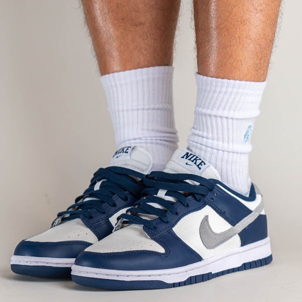 海外 1/31 発売予定！ナイキ ダンク ロー “ミッドナイトネイビー/ホワイト” (NIKE DUNK LOW “Midnight Navy/White”) [FD9749-400]