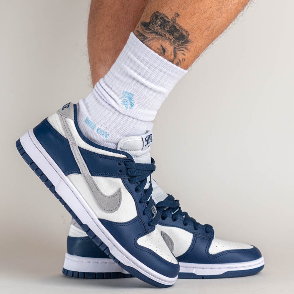 海外 1/31 発売予定！ナイキ ダンク ロー “ミッドナイトネイビー/ホワイト” (NIKE DUNK LOW “Midnight Navy/White”) [FD9749-400]