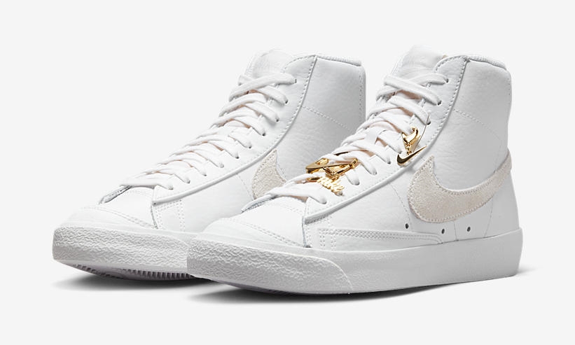 2022年 発売予定！ナイキ ウィメンズ ブレーザー ミッド 77 "ブリング/ホワイト" (NIKE WMNS BLAZER MID 77 "Bling/White") [FB8475-100]