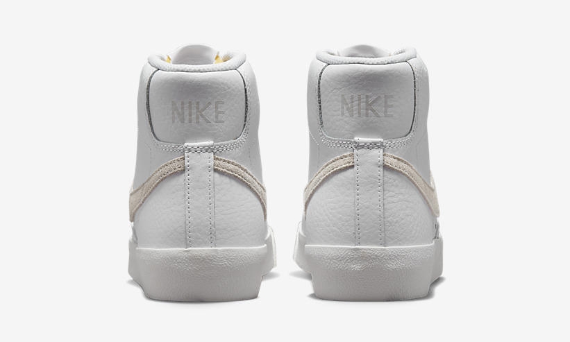 2022年 発売予定！ナイキ ウィメンズ ブレーザー ミッド  77 “ブリング/ホワイト” (NIKE WMNS BLAZER MID 77 “Bling/White”) [FB8475-100]