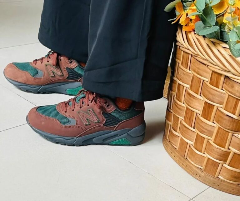 国内 1/11 発売】New Balance MT580 RTB “Beef and Broccoli 