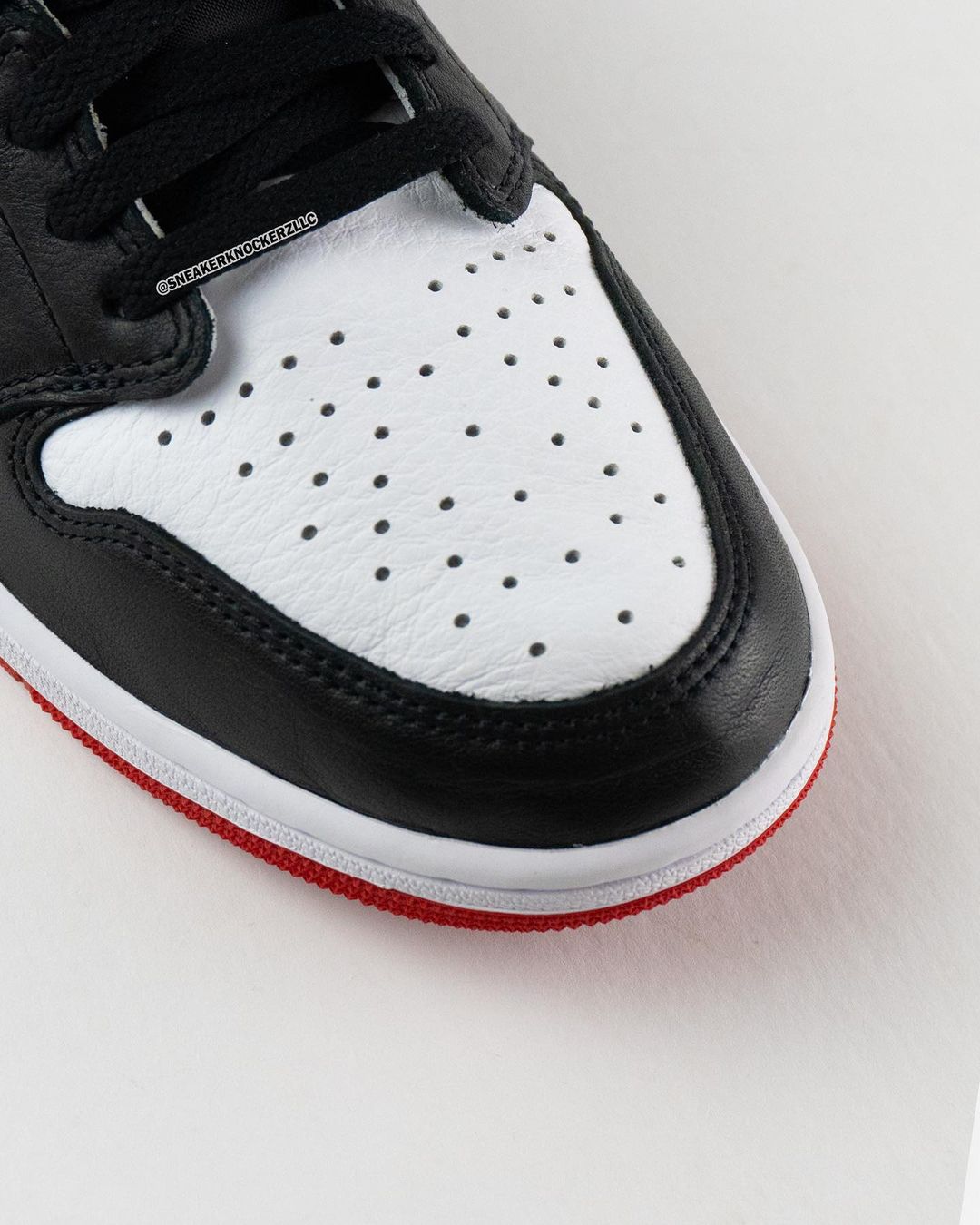 【国内 7/28 発売予定】ナイキ エア ジョーダン 1 ロー OG “ブラックトゥ” (NIKE AIR JORDAN 1 LOW OG “Black Toe/White/Black/Red”) [CZ0790-106]