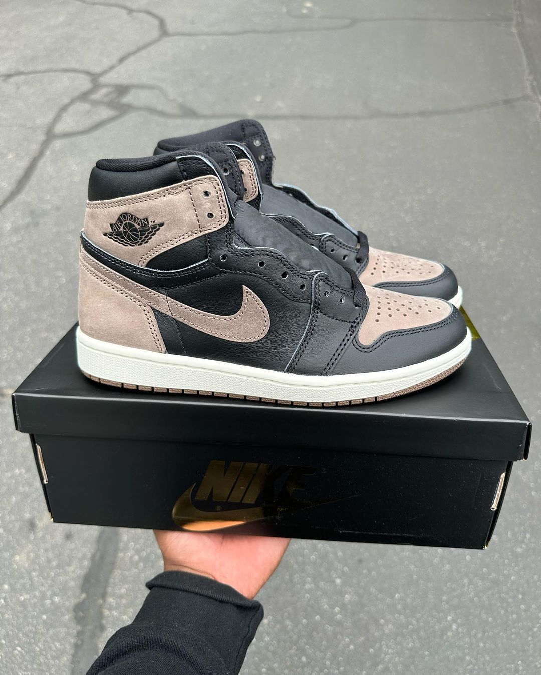 【国内 8/27 発売予定】ナイキ エア ジョーダン 1 ハイ OG “ブラック/パロミノ” (NIKE AIR JORDAN 1 HIGH OG “Black/Palomino”) [DZ5485-020]