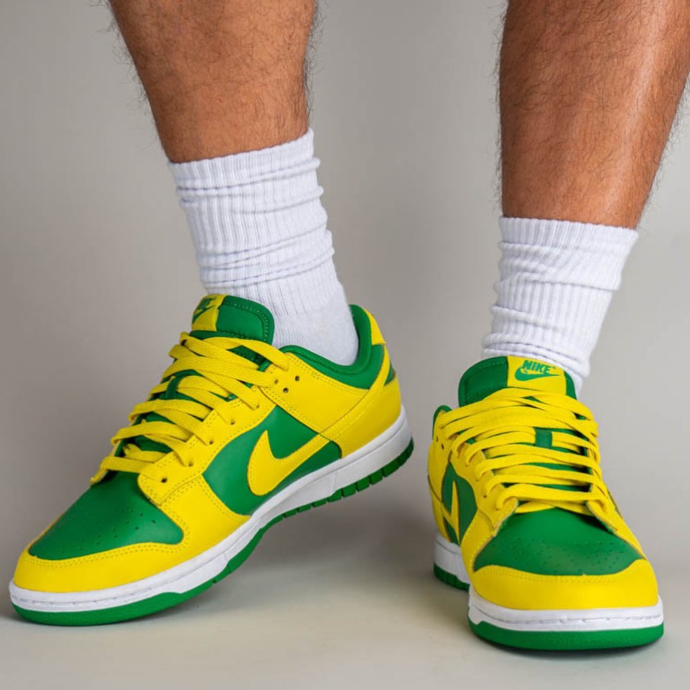 【国内 2/7 発売】ナイキ ダンク ロー レトロ “リバースブラジル (NIKE DUNK LOW RETRO “Reverse Brazil/Apple Green and Yellow Strike”) [DV0833-300]