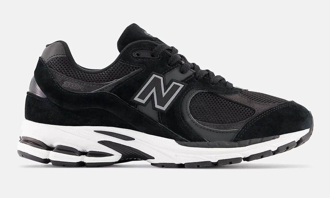 海外発売！New Balance M2002 RBK “Black/Phantom” (ニューバランス)