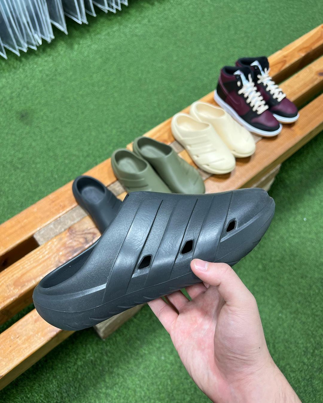 【リーク】adidas Originals SLIDES/CLOGS (アディダス オリジナルス スライド/クロッグ)