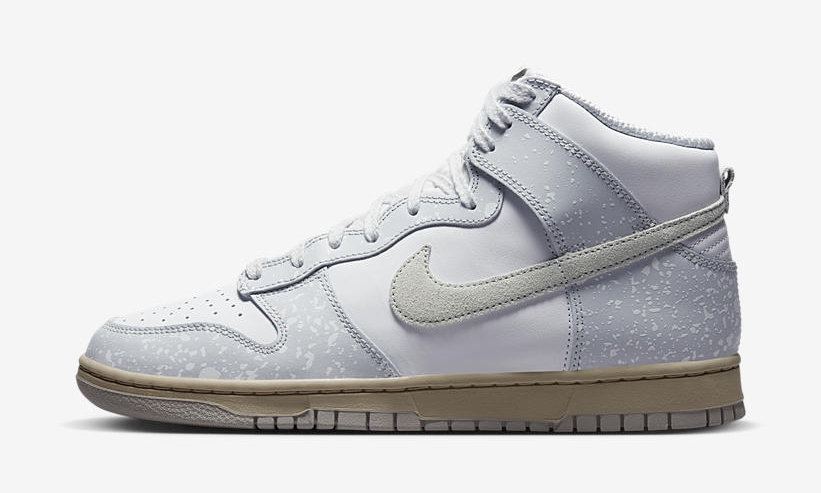 海外発売！ナイキ ダンク ハイ “スプレープリント/グレー/タープ” (NIKE DUNK HIGH “Spray Paint/Grey/Taupe”) [FD9759-100]