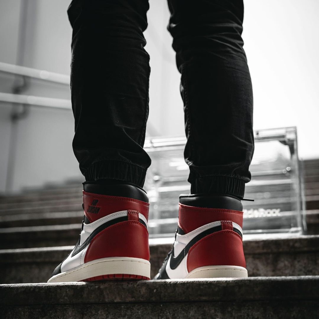【国内 2025年 2/15 発売】ナイキ エア ジョーダン 1 ハイ OG “リイマジンド/ブラックトゥ” (NIKE AIR JORDAN 1 HIGH OG “Reimagined/Black Toe”) [DZ5485-106]